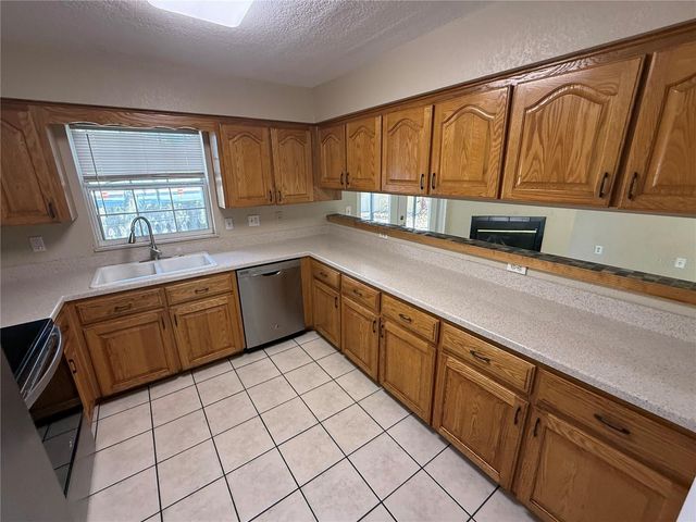 3844 WOODBURN LOOP E, Lakeland, FL 33813