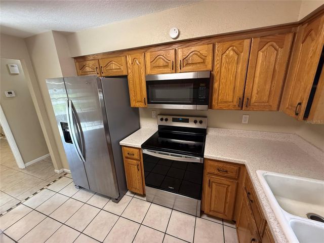 3844 WOODBURN LOOP E, Lakeland, FL 33813
