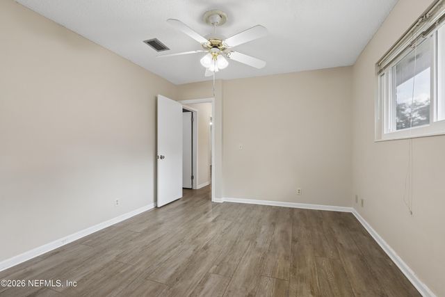 3842 FERNGLEN Drive, Jacksonville, FL 32277