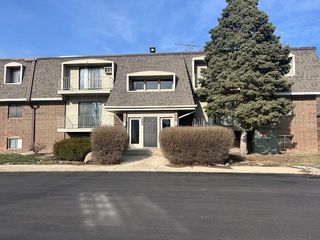 264 E Bailey Road G, Naperville, IL 60565