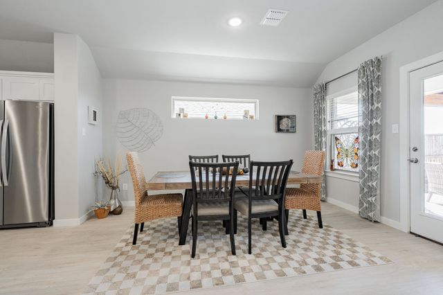 562 Water Valley Drive, Lavon, TX 75166