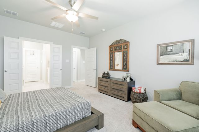 562 Water Valley Drive, Lavon, TX 75166