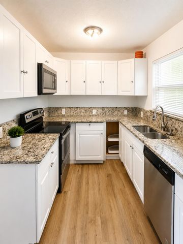 2405 N 44th Street, Fort Pierce, FL 34946