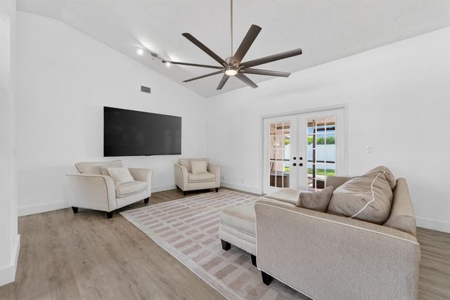 7816 Sunflower Drive, Margate, FL 33063