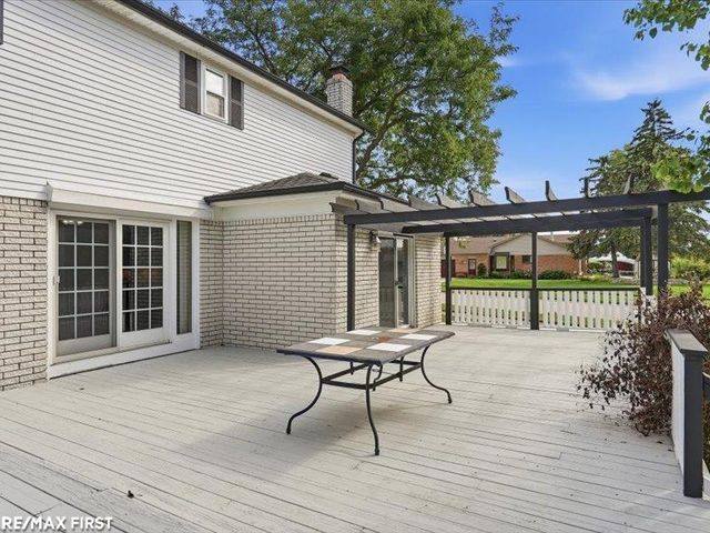 47405 Nola Drive, Macomb Twp, MI 48044