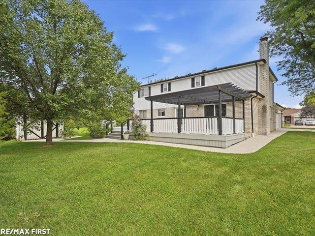 47405 Nola Drive, Macomb Twp, MI 48044