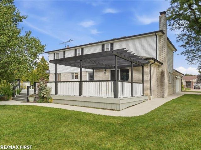 47405 Nola Drive, Macomb Twp, MI 48044