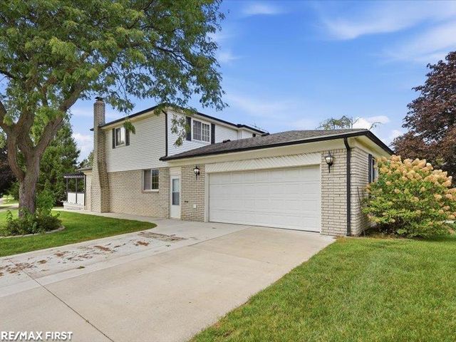 47405 Nola Drive, Macomb Twp, MI 48044