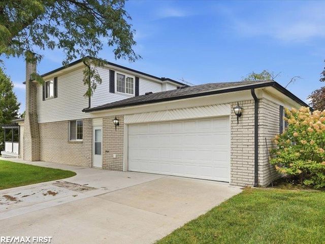 47405 Nola Drive, Macomb Twp, MI 48044
