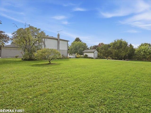 47405 Nola Drive, Macomb Twp, MI 48044
