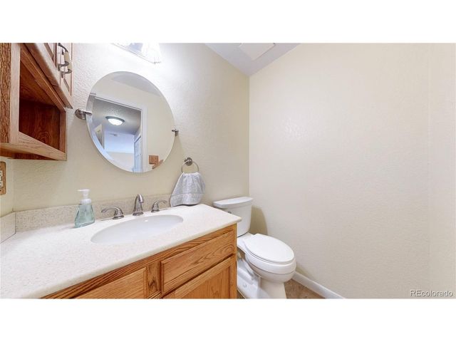 5200 E 123rd Ave, Thornton, CO 80241