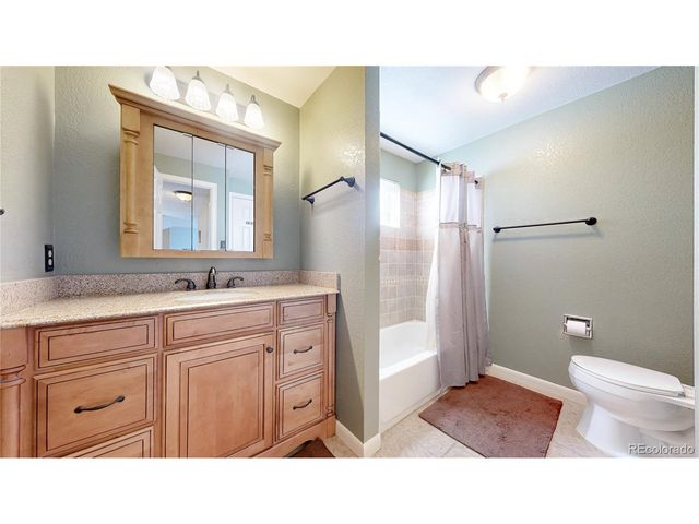 5200 E 123rd Ave, Thornton, CO 80241