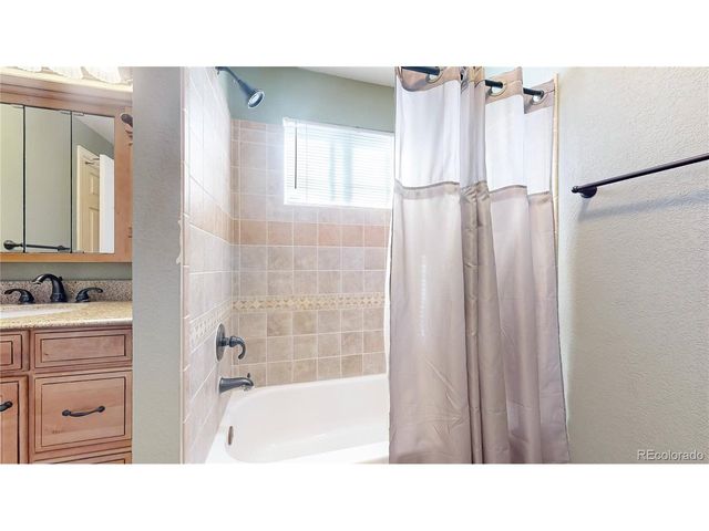 5200 E 123rd Ave, Thornton, CO 80241