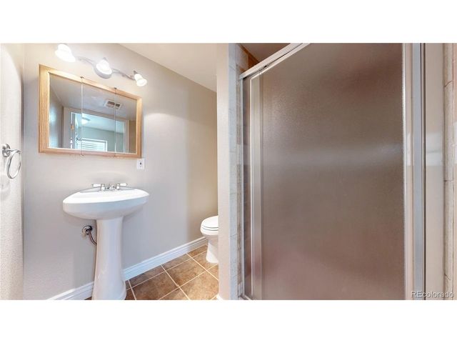 5200 E 123rd Ave, Thornton, CO 80241
