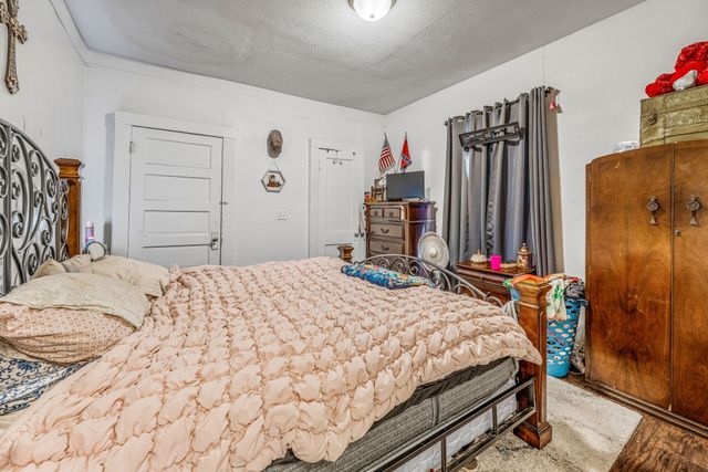 863 N CLINTON, Stephenville, TX 76401