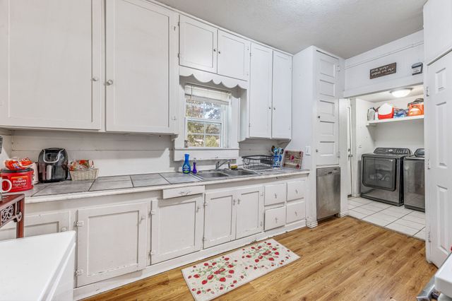 863 N CLINTON, Stephenville, TX 76401