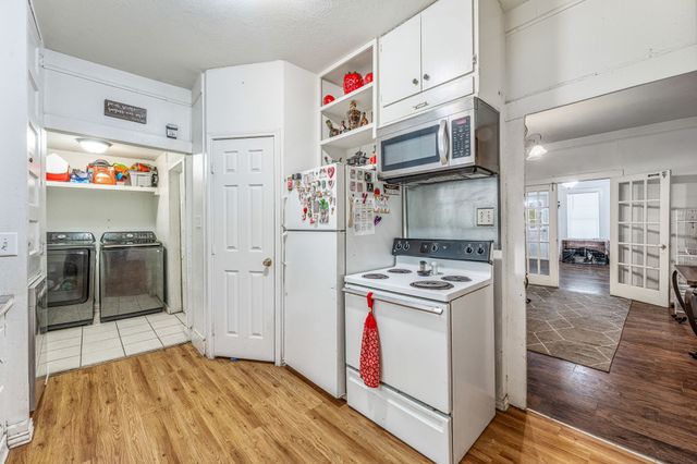 863 N CLINTON, Stephenville, TX 76401