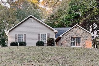 2150 Lakeway Drive, Dacula, GA 30019