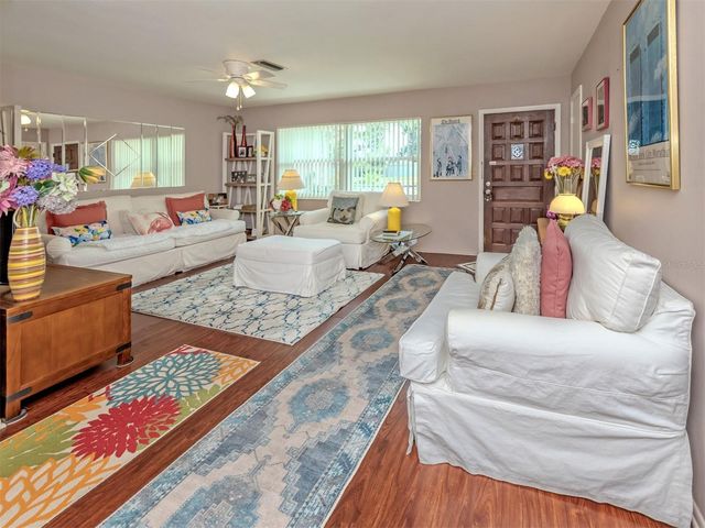 424 CENTER ROAD, Venice, FL 34285