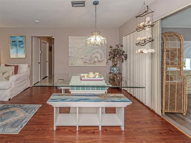 424 CENTER ROAD, Venice, FL 34285