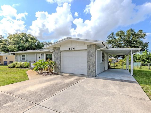 424 CENTER ROAD, Venice, FL 34285