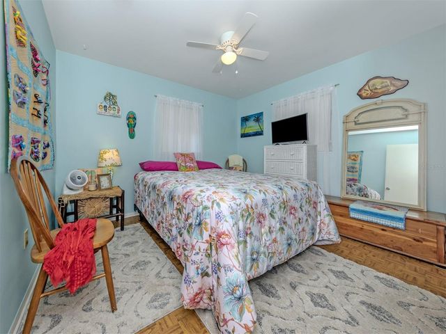 424 CENTER ROAD, Venice, FL 34285
