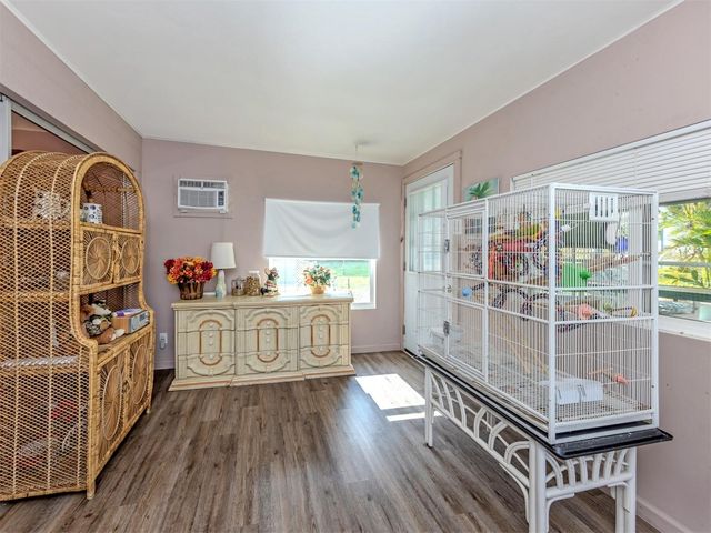 424 CENTER ROAD, Venice, FL 34285