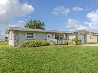 424 CENTER ROAD, Venice, FL 34285