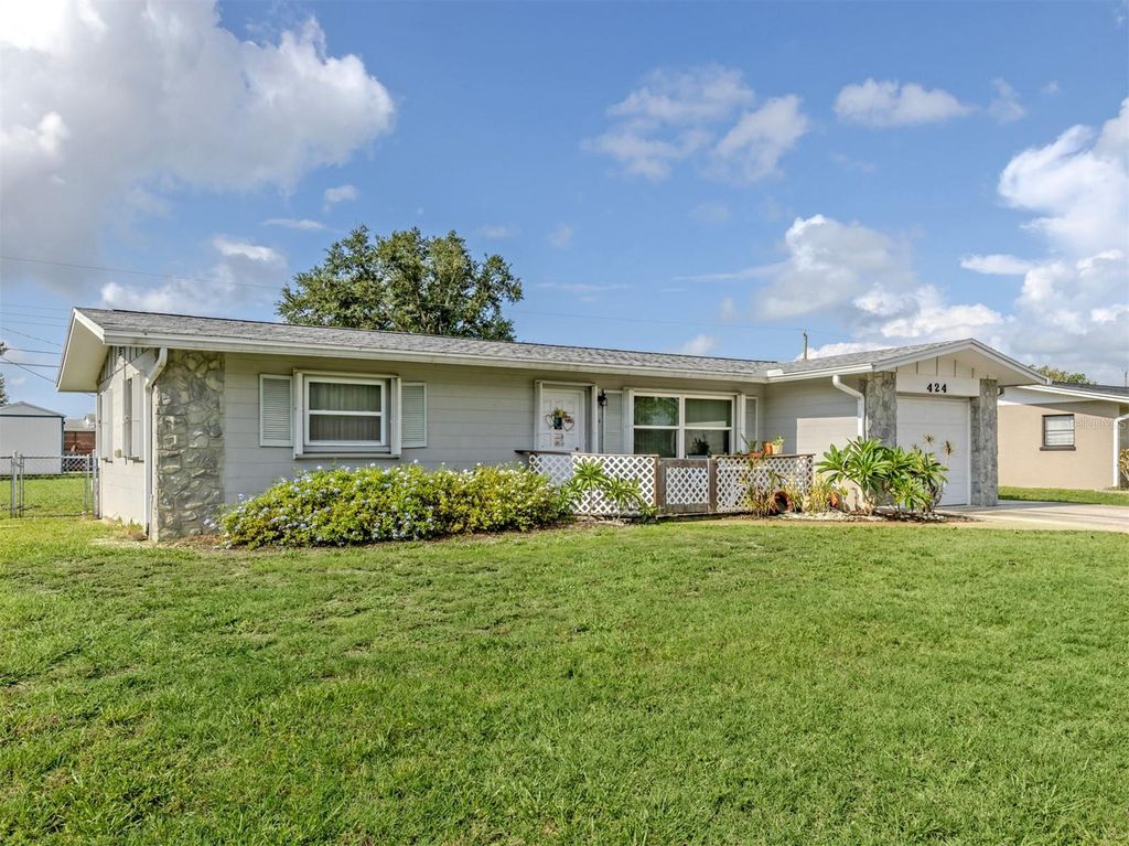 424 CENTER ROAD, Venice, FL 34285