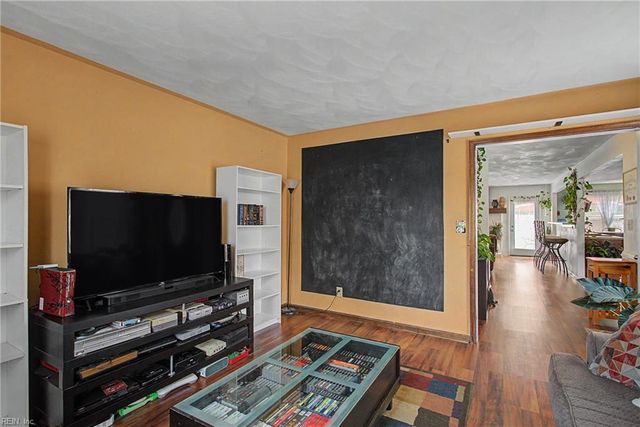 1024 Red Mill BLVD, Virginia Beach, VA 23454