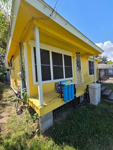 5418 Parker Road, Houston, TX 77016