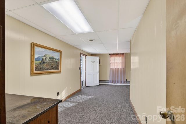 708 Wilmore Street NE, Lenoir, NC 28645