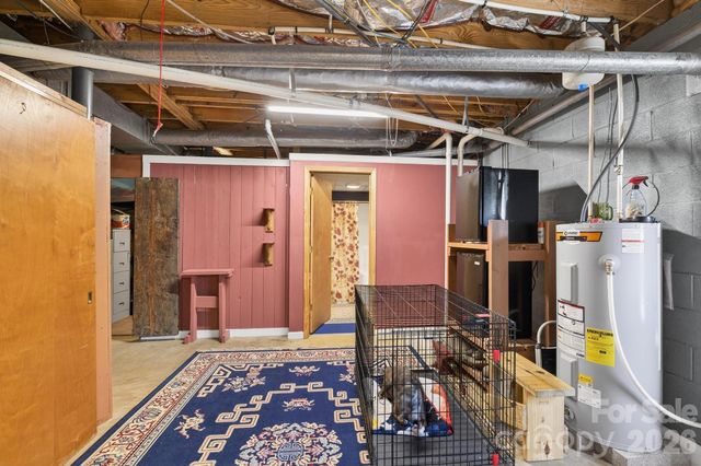 708 Wilmore Street NE, Lenoir, NC 28645