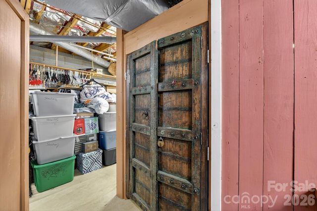 708 Wilmore Street NE, Lenoir, NC 28645