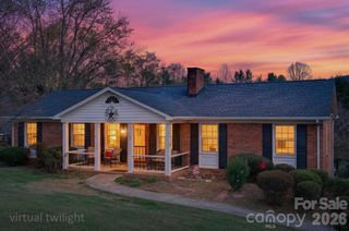 708 Wilmore Street NE, Lenoir, NC 28645
