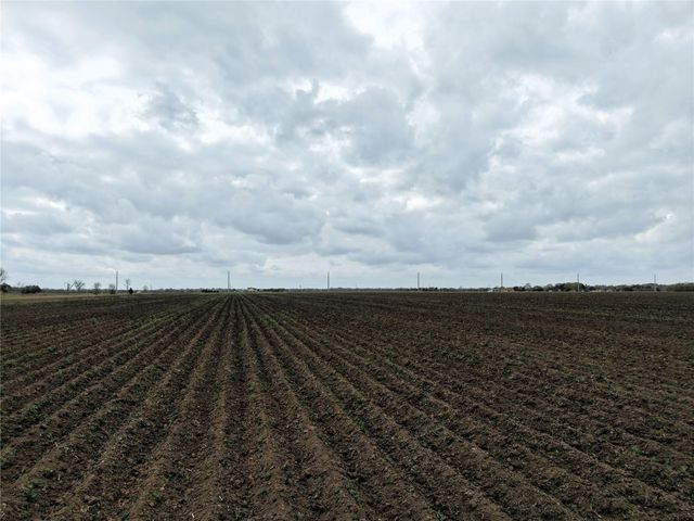 14292 Hwy 90 Alt, East Bernard, TX 77435