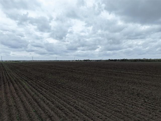 14292 Hwy 90 Alt, East Bernard, TX 77435