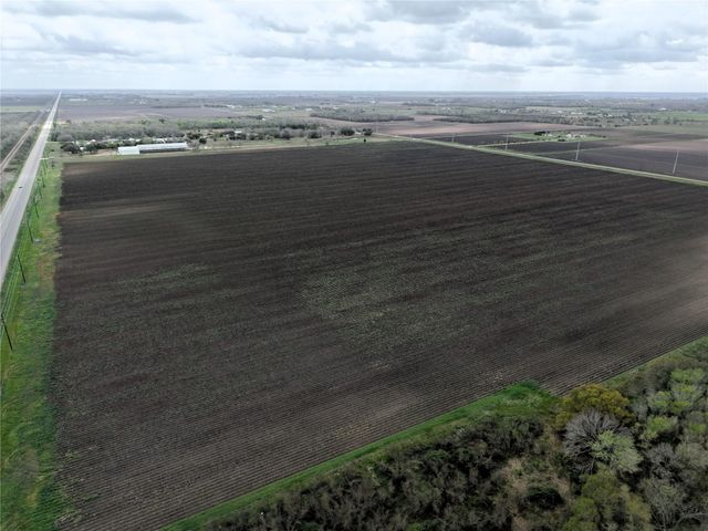 14292 Hwy 90 Alt, East Bernard, TX 77435