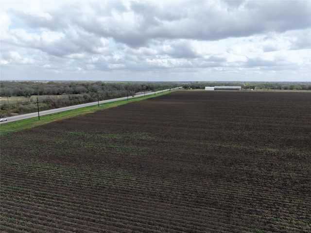 14292 Hwy 90 Alt, East Bernard, TX 77435