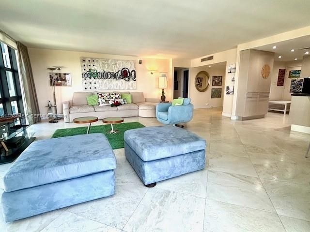 1111 Crandon Blvd C902, Key Biscayne, FL 33149