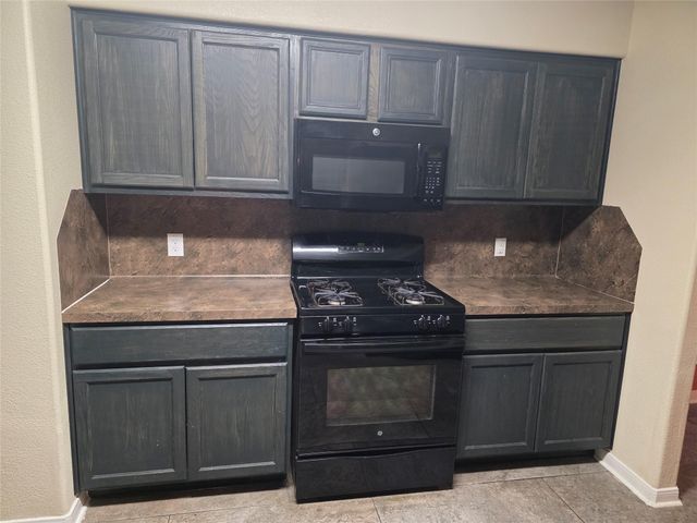 12418 Greencanyon Drive, Houston, TX 77044