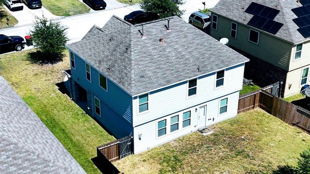 12418 Greencanyon Drive, Houston, TX 77044