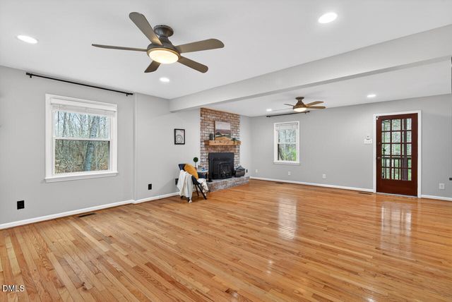 829 Sandlewood Drive, Durham, NC 27712