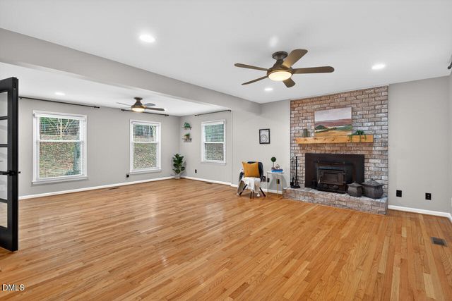 829 Sandlewood Drive, Durham, NC 27712