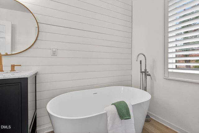 829 Sandlewood Drive, Durham, NC 27712