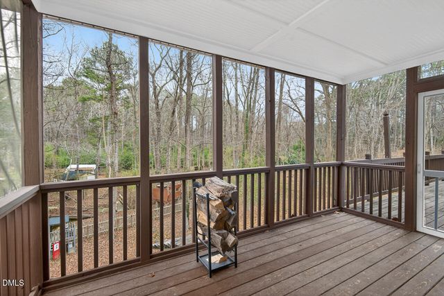 829 Sandlewood Drive, Durham, NC 27712