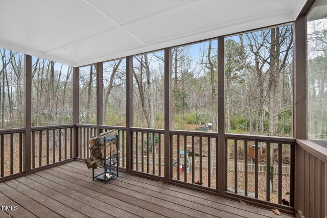 829 Sandlewood Drive, Durham, NC 27712