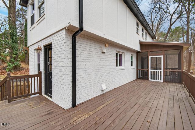 829 Sandlewood Drive, Durham, NC 27712