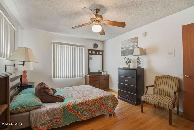 558 E Hemlock Street, Oxnard, CA 93033