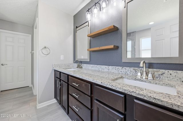 7598 BIRDIES Road, Jacksonville, FL 32256